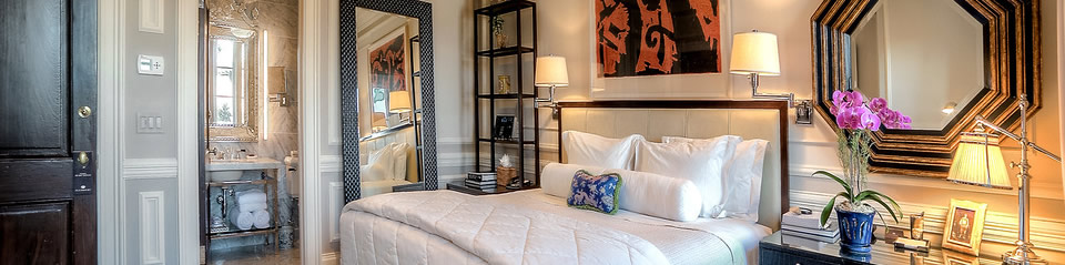 Glenmere Mansion luxuriously appointed bedroom